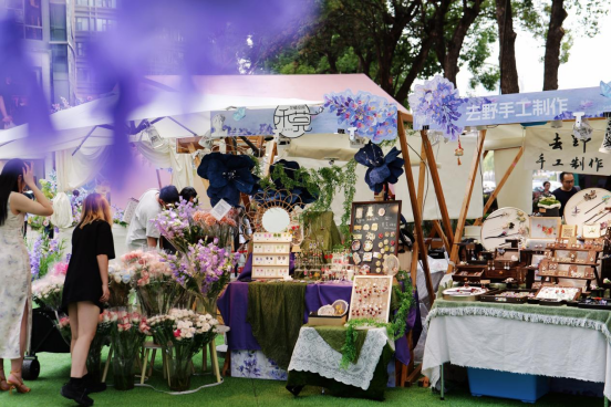 從市集到生活美學(xué) 順城花花市集2.0版煥新登場(chǎng)，紙制品銷售新體驗(yàn)